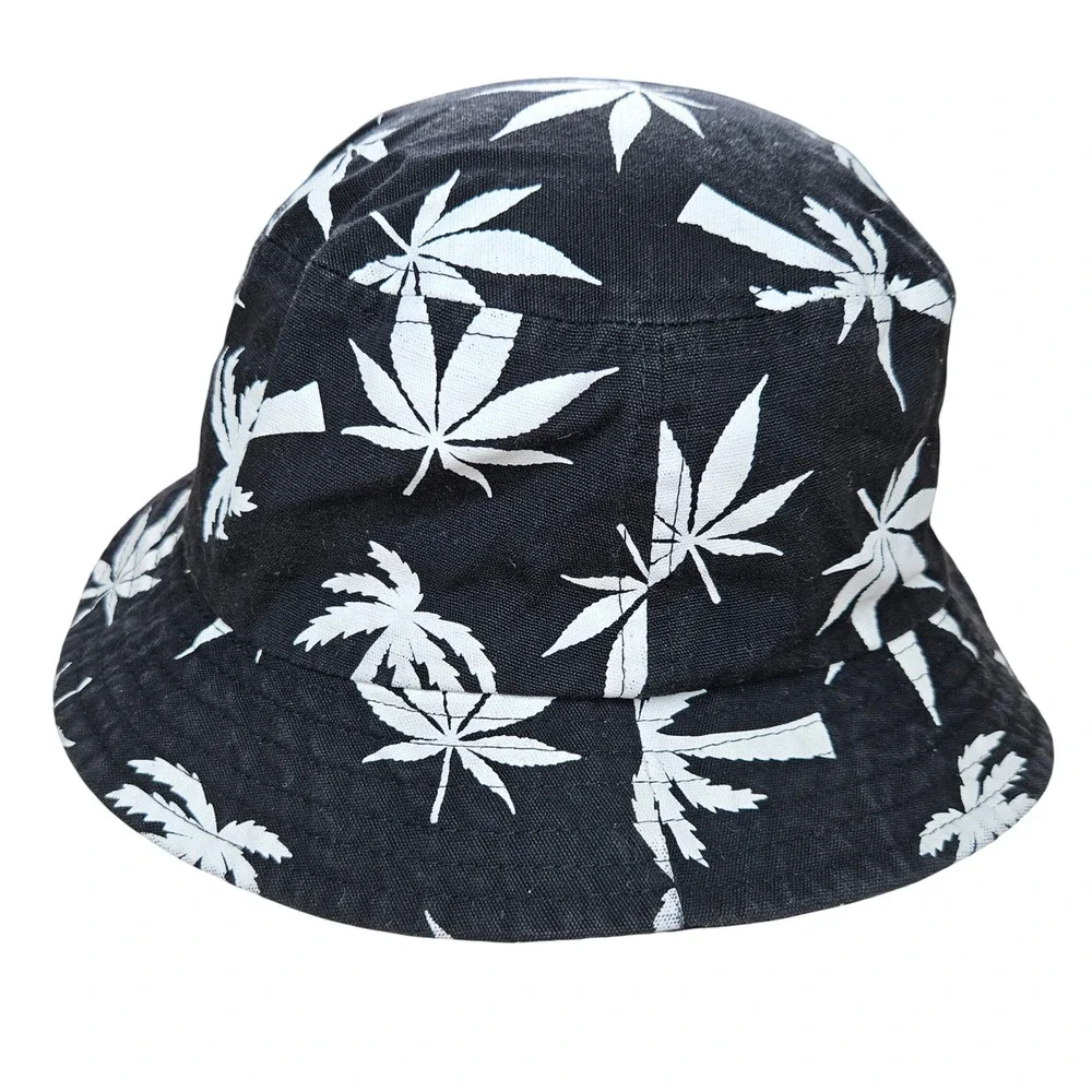 BLVD Supply Bucket Hat‎ Black White Leaf Print Cotton Unisex L/XL